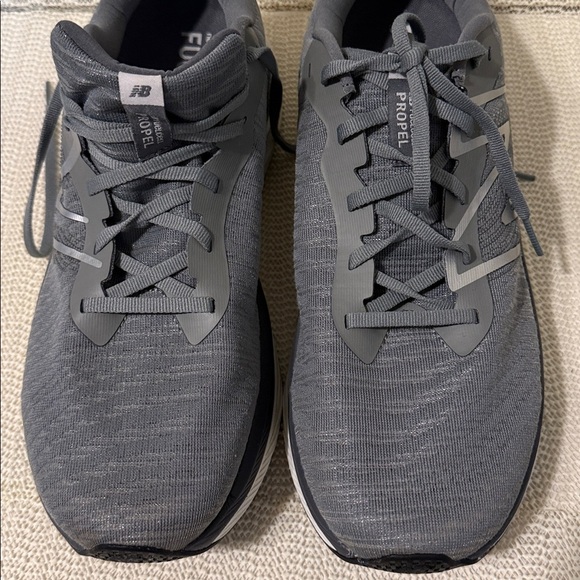 New Balance Fuelcell Propel 4 Unisex Men\'s 11 Wo12.5  Dark Gray Athletic Shoes main image 10